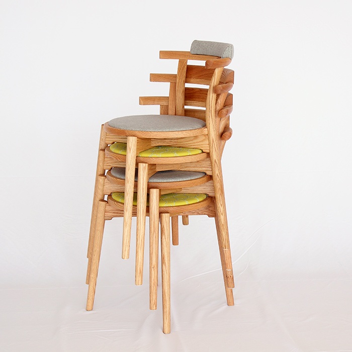 スタッキングチェア