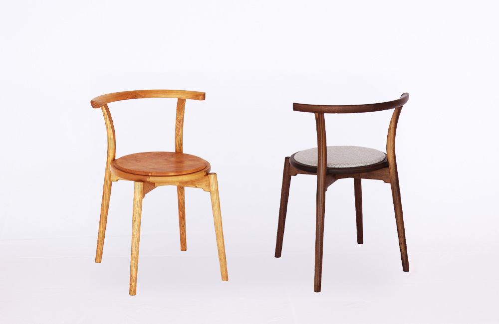 セミアームチェア