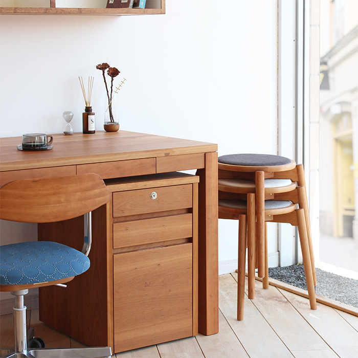 スタッキングスツール